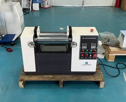 Beli Mesin Campur Karet Open Mill 750×380×600mm Ringkas dengan Kapasitas 300 set/Bulan dan Jarak Roller yang Dapat Disesuaikan online manufacture